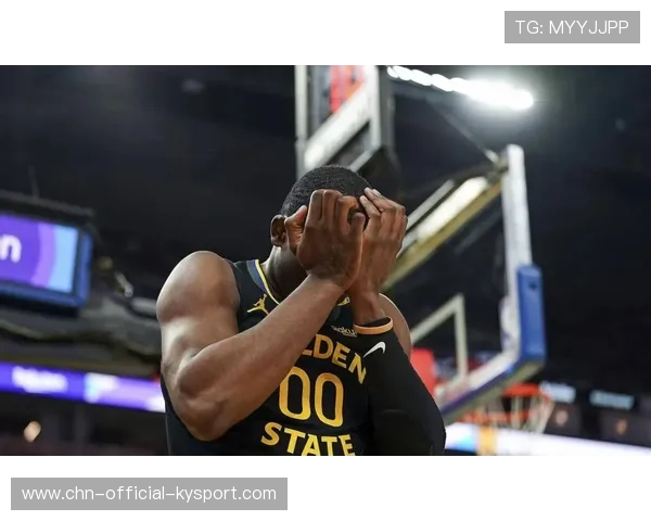 巴特勒内线转身投篮命中，热火扩大分差